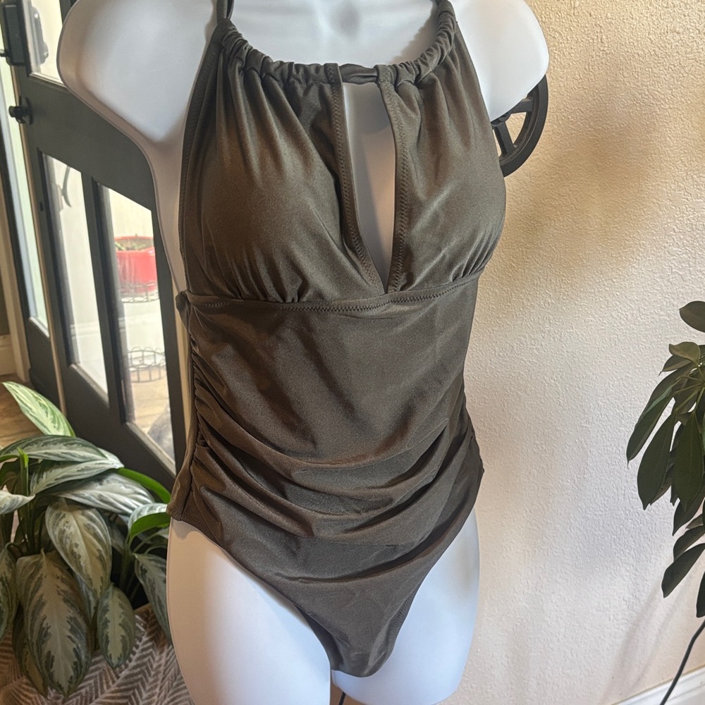 CUPSHE bathing suit
